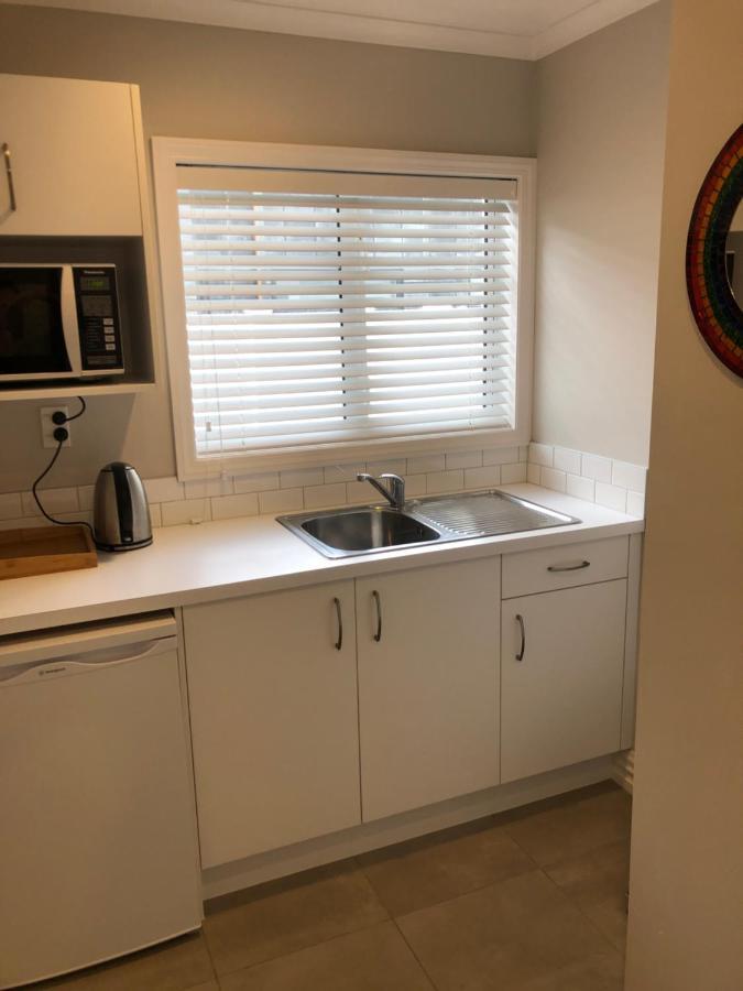 The Boathouse Apartment One Tree Point Екстериор снимка