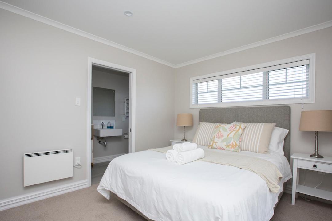 The Boathouse Apartment One Tree Point Екстериор снимка